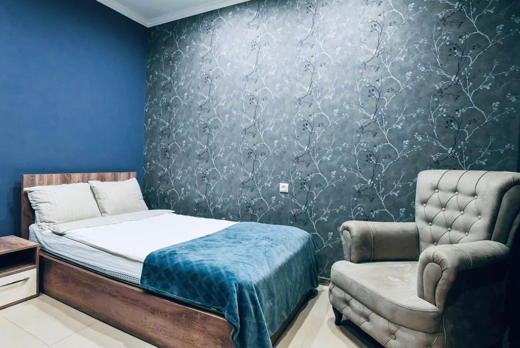 7 Rooms Hotel Tserovani Esterno foto